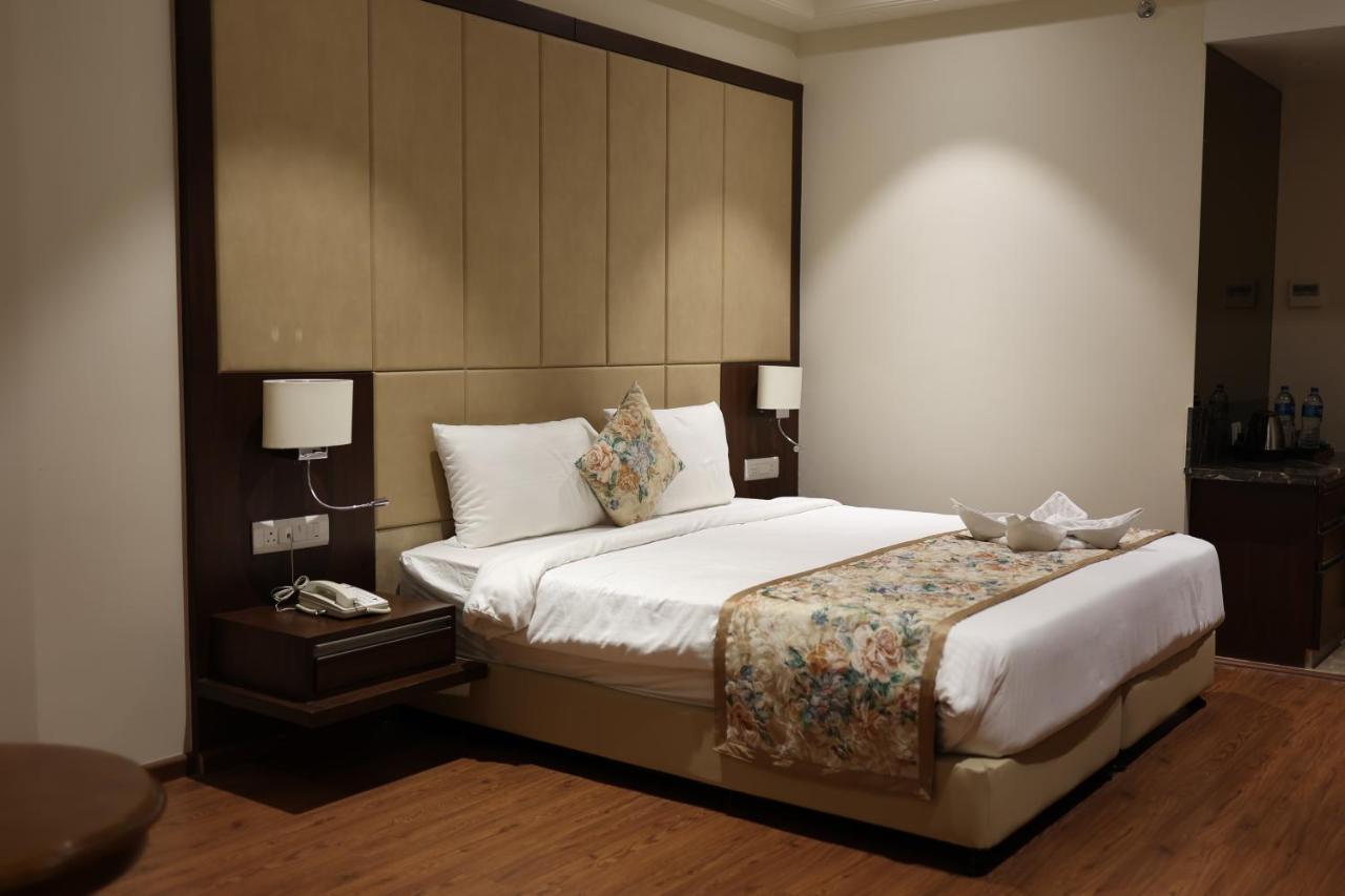 Pride Hotel 보팔 외부 사진