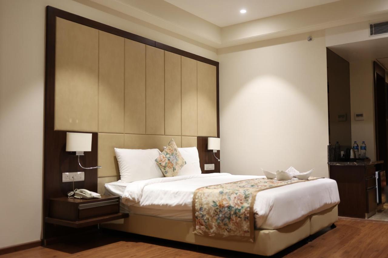 Pride Hotel 보팔 외부 사진